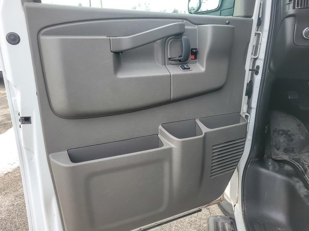 2021 GMC Savana 3500 LT