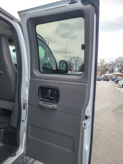 2021 GMC Savana 3500 LT