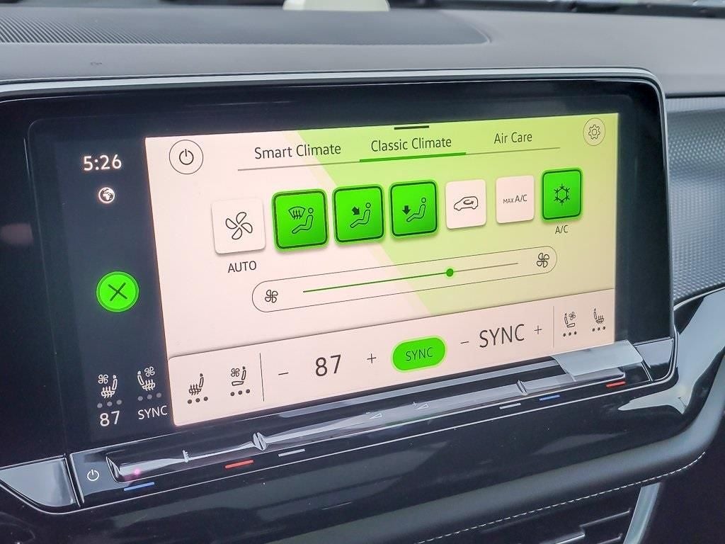 2026 Volkswagen Atlas Cross Sport 2.0T SEL R-Line Black