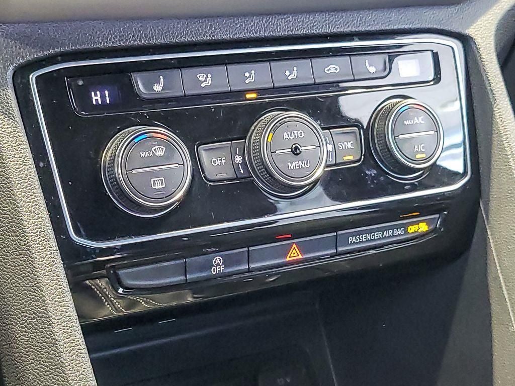 2021 Volkswagen Atlas Cross Sport 3.6L V6 SEL R-Line