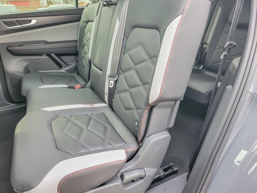 2026 Volkswagen Atlas 2.0T Peak Edition