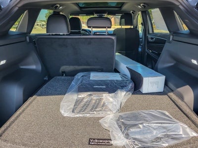 2026 Volkswagen Atlas Cross Sport 2.0T SEL Premium R-Line