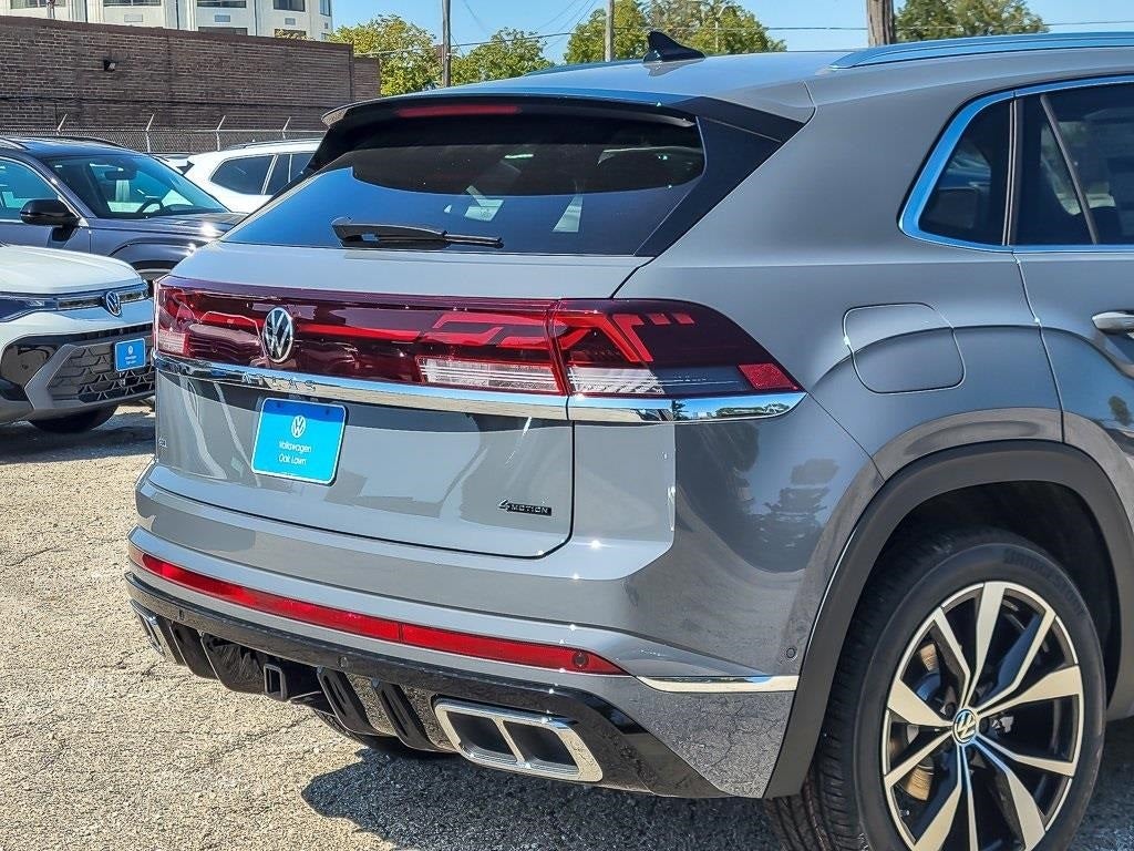 2026 Volkswagen Atlas Cross Sport 2.0T SEL Premium R-Line