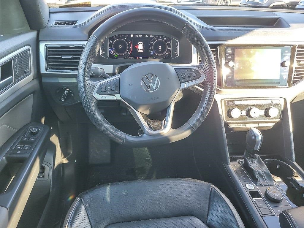 2023 Volkswagen Atlas Cross Sport 3.6L V6 SEL Premium R-Line