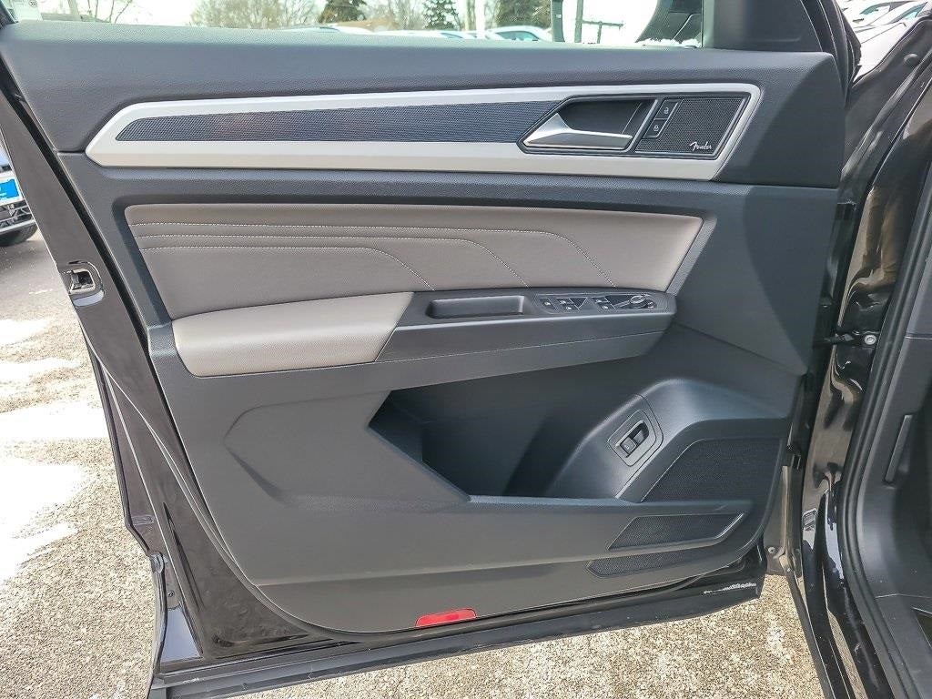 2022 Volkswagen Atlas 3.6L V6 SEL Premium R-Line