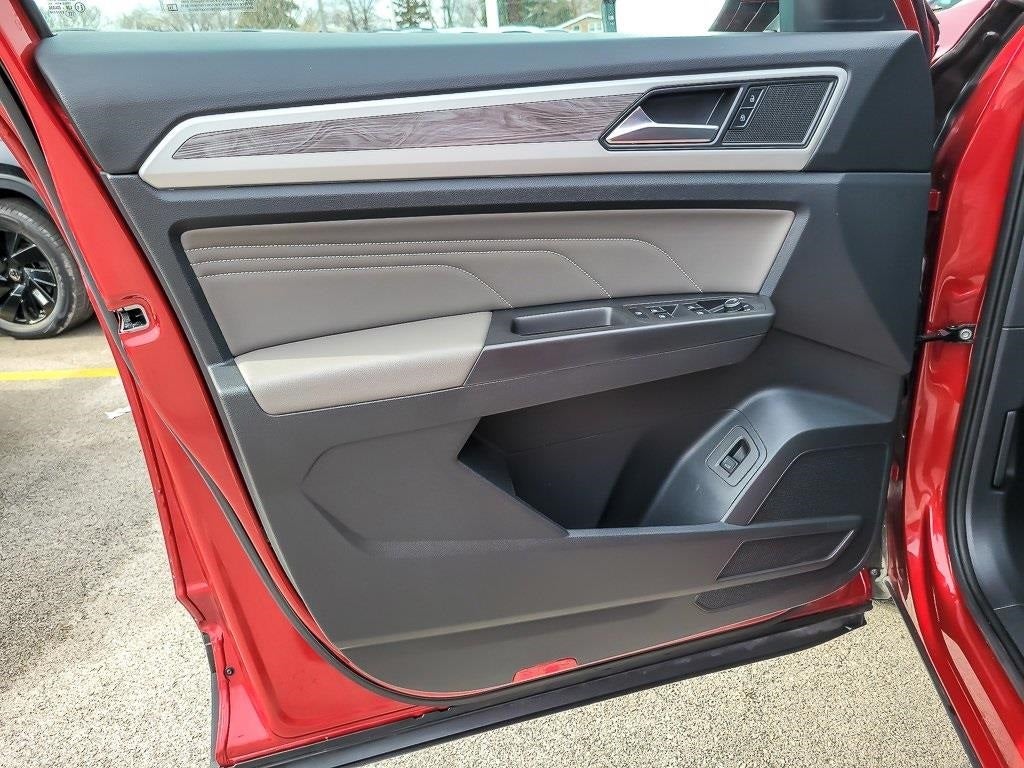 2023 Volkswagen Atlas Cross Sport 2.0T SE w/Technology