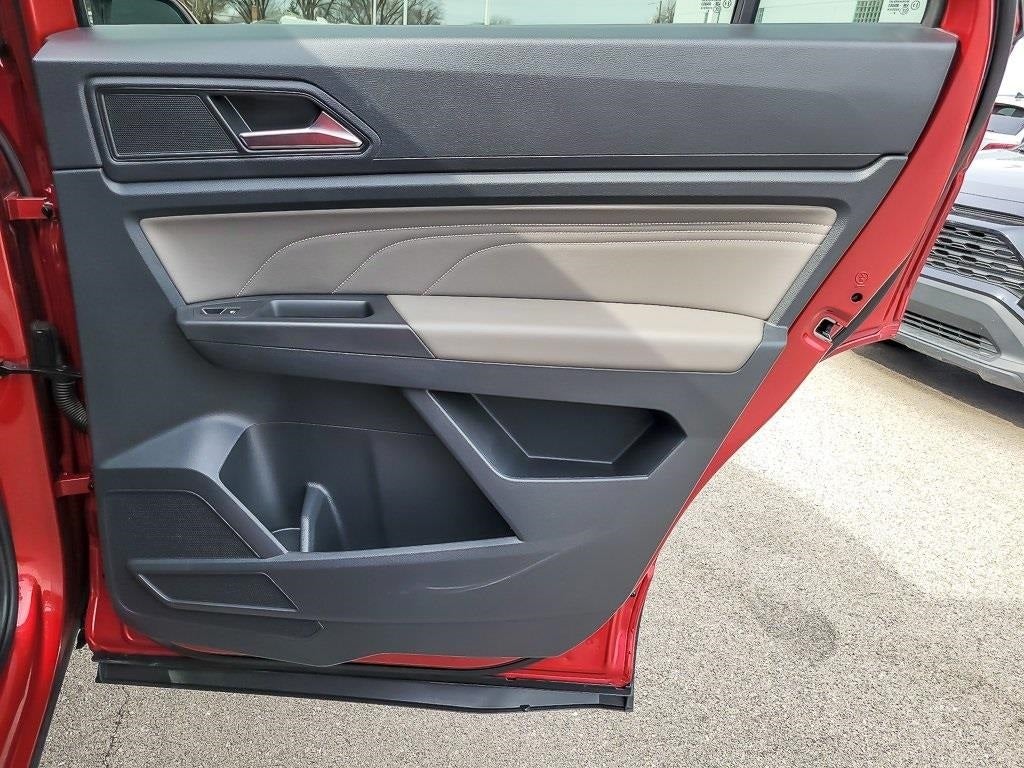 2023 Volkswagen Atlas Cross Sport 2.0T SE w/Technology