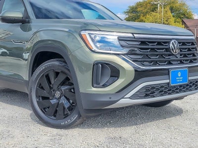 2026 Volkswagen Atlas Cross Sport 2.0T SE w/Technology