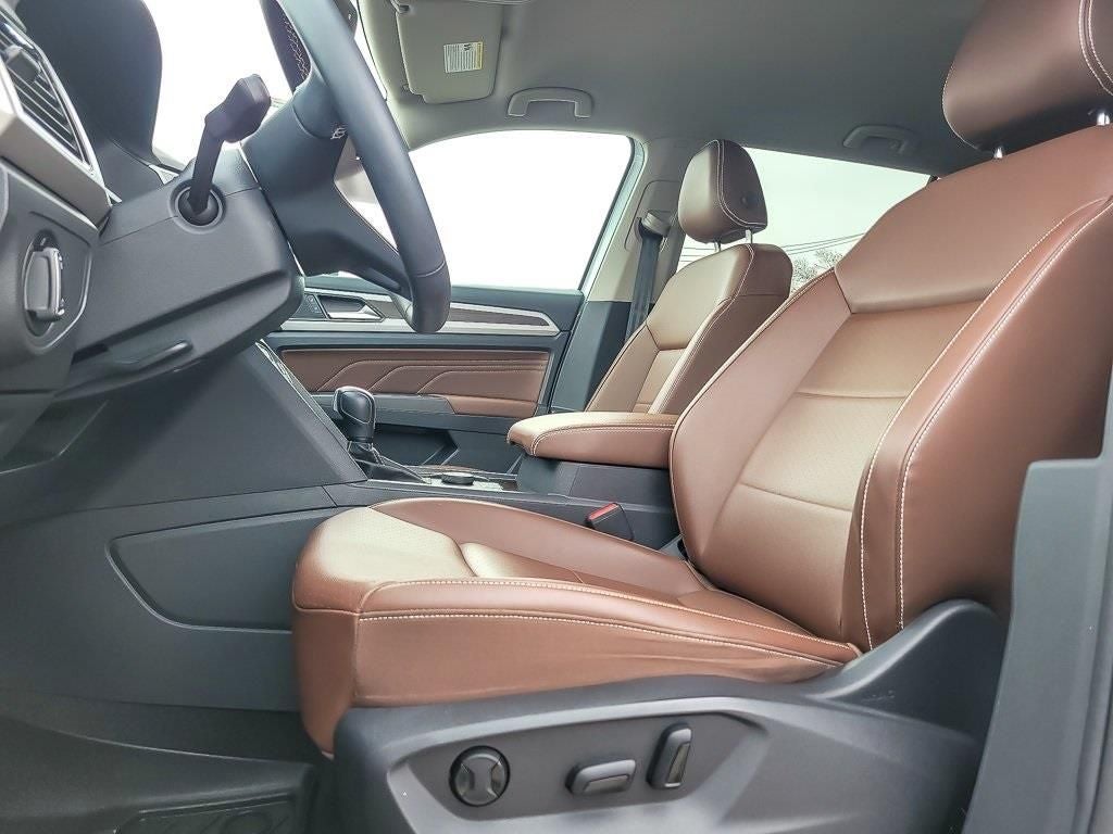 2022 Volkswagen Atlas 3.6L V6 SE w/Technology