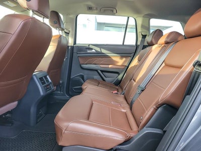 2022 Volkswagen Atlas 2.0T SE w/Technology