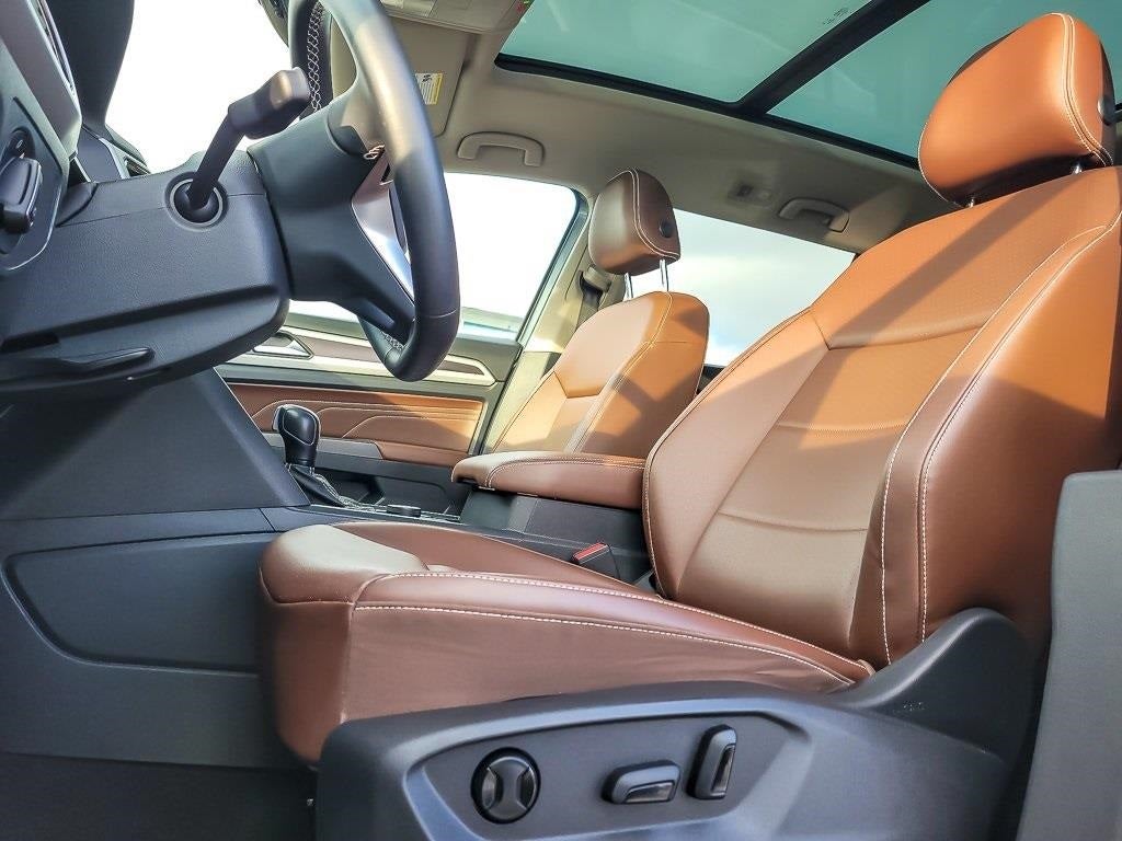 2022 Volkswagen Atlas 2.0T SE w/Technology