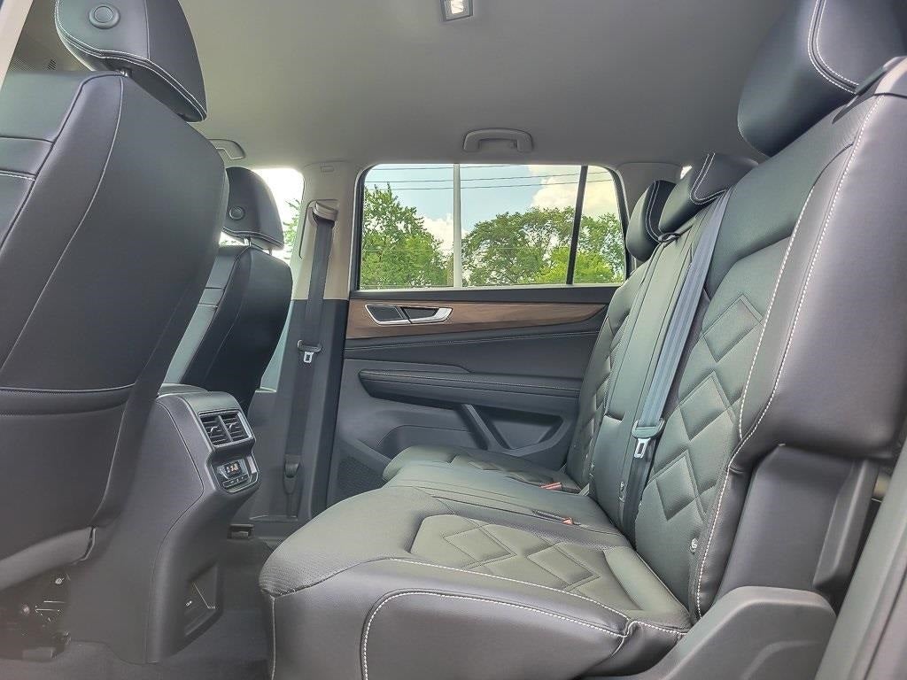 2026 Volkswagen Atlas 2.0T SE