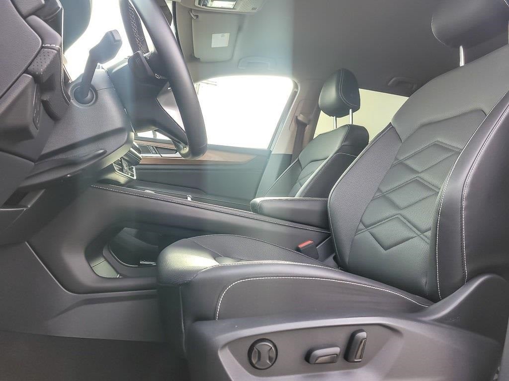 2025 Volkswagen Atlas 2.0T SE