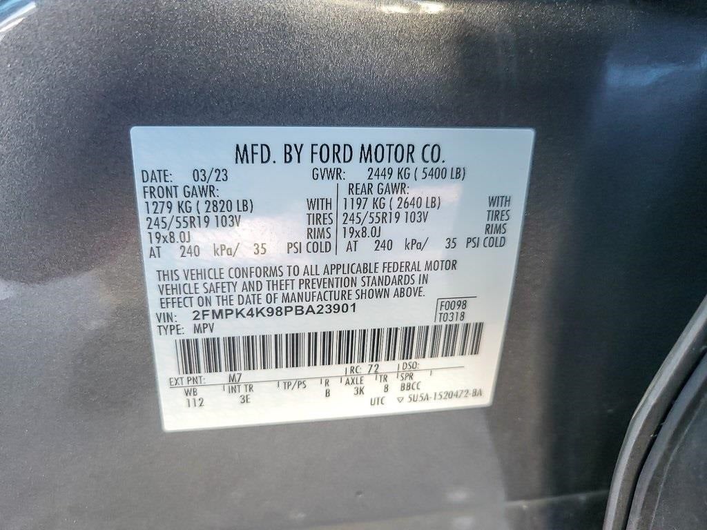 2023 Ford Edge Titanium