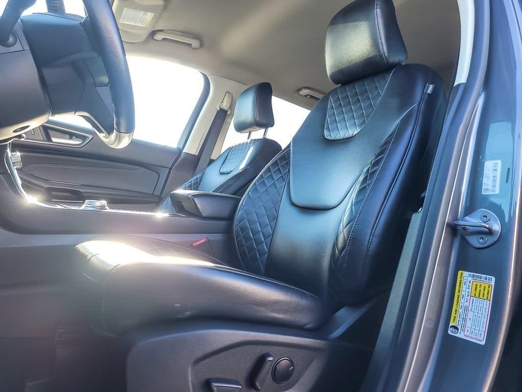 2023 Ford Edge Titanium