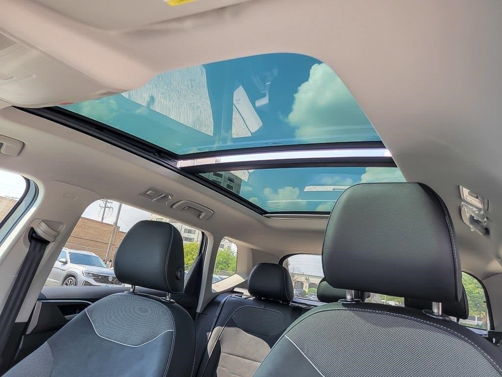 2025 Volkswagen Taos 1.5T SE Black