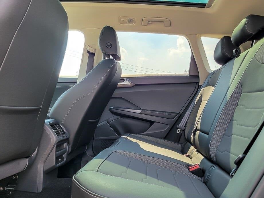 2025 Volkswagen Taos 1.5T SE Black