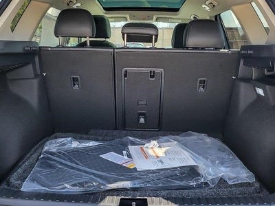 2025 Volkswagen Taos 1.5T SE Black