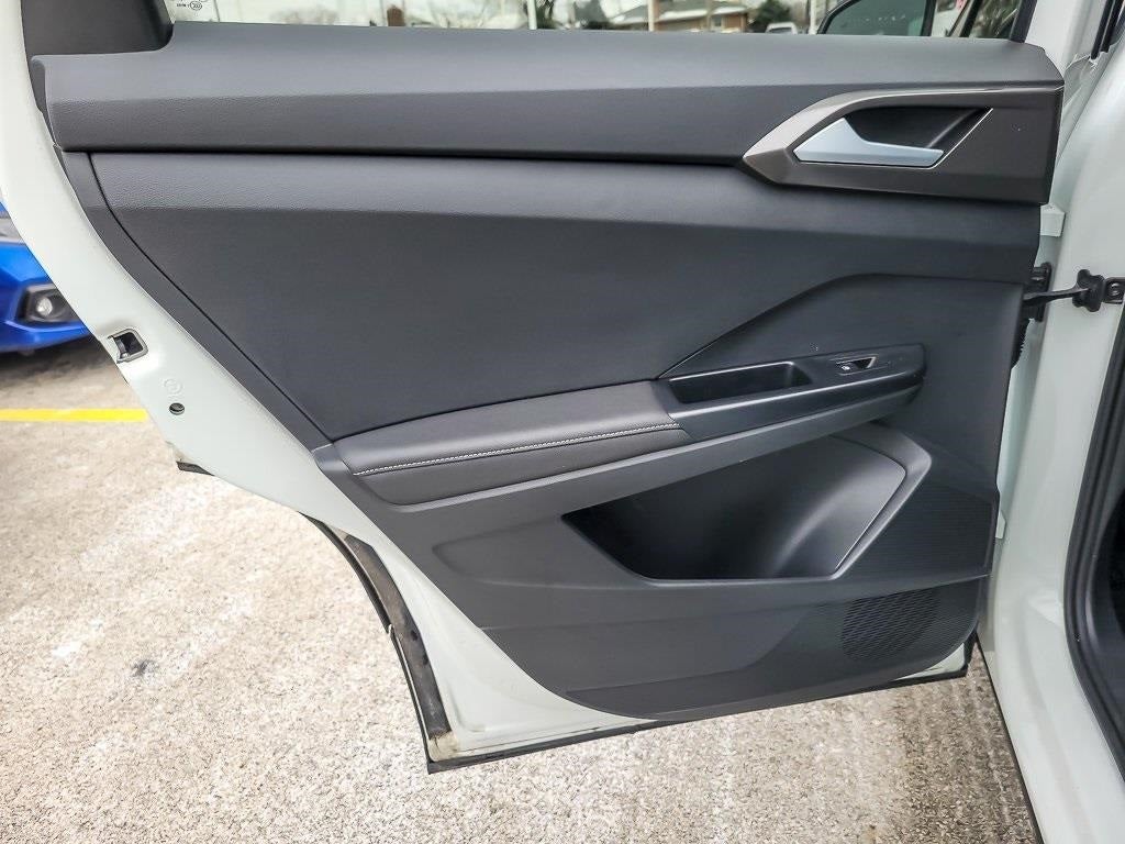 2025 Volkswagen Taos 1.5T SE Black