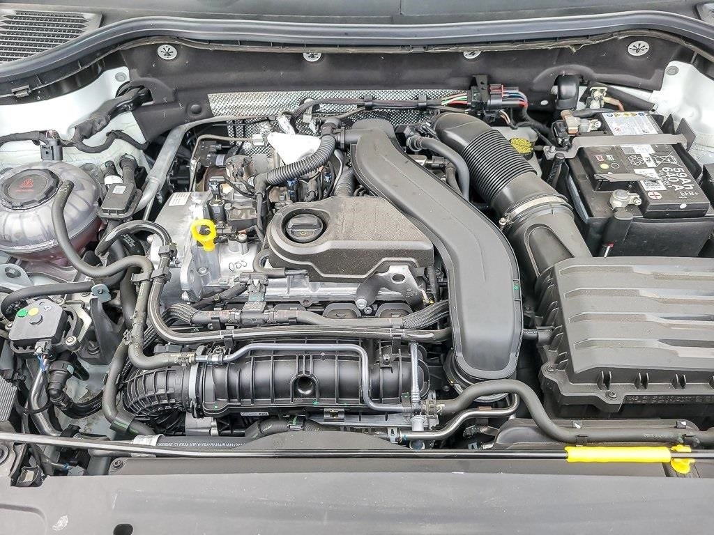 2025 Volkswagen Taos 1.5T SE Black