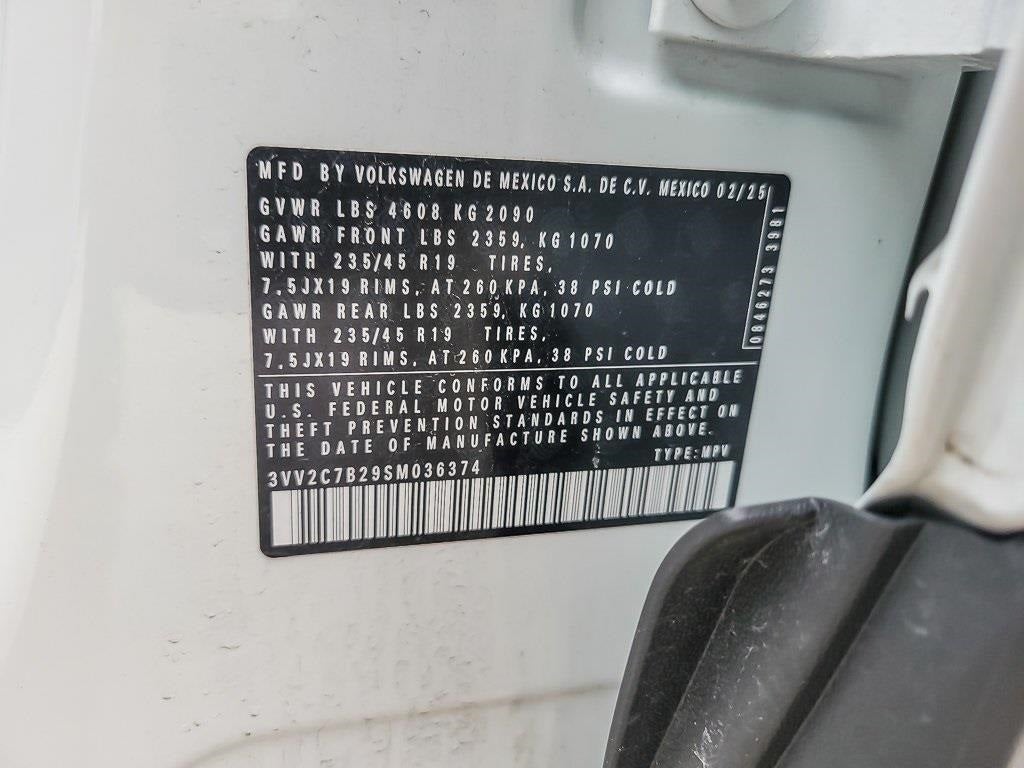 2025 Volkswagen Taos 1.5T SE Black