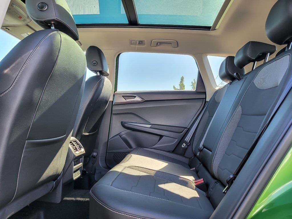 2025 Volkswagen Taos 1.5T SE Black