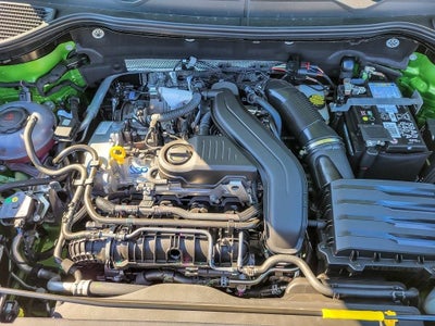 2025 Volkswagen Taos 1.5T SE Black