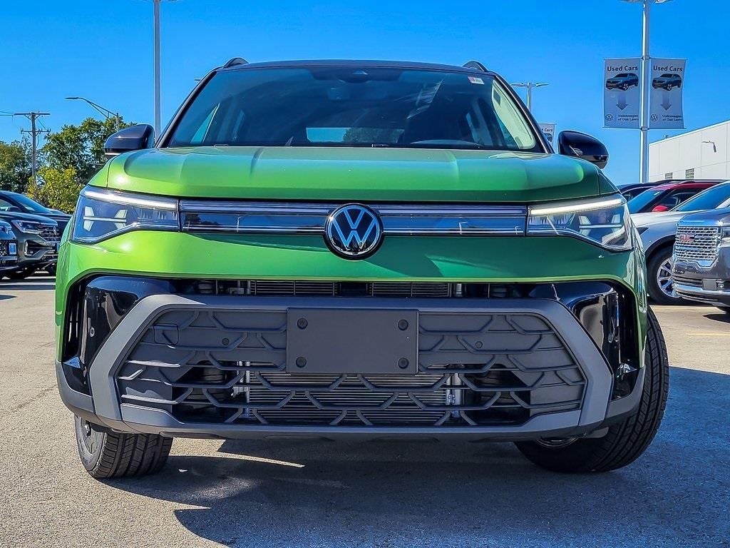 2025 Volkswagen Taos 1.5T SE Black