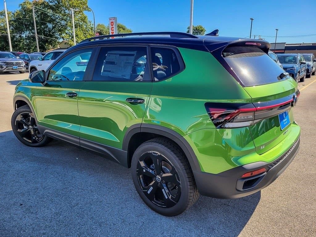 2025 Volkswagen Taos 1.5T SE Black