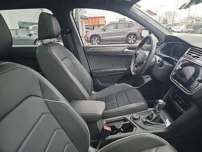 2022 Volkswagen Tiguan 2.0T SEL R-Line