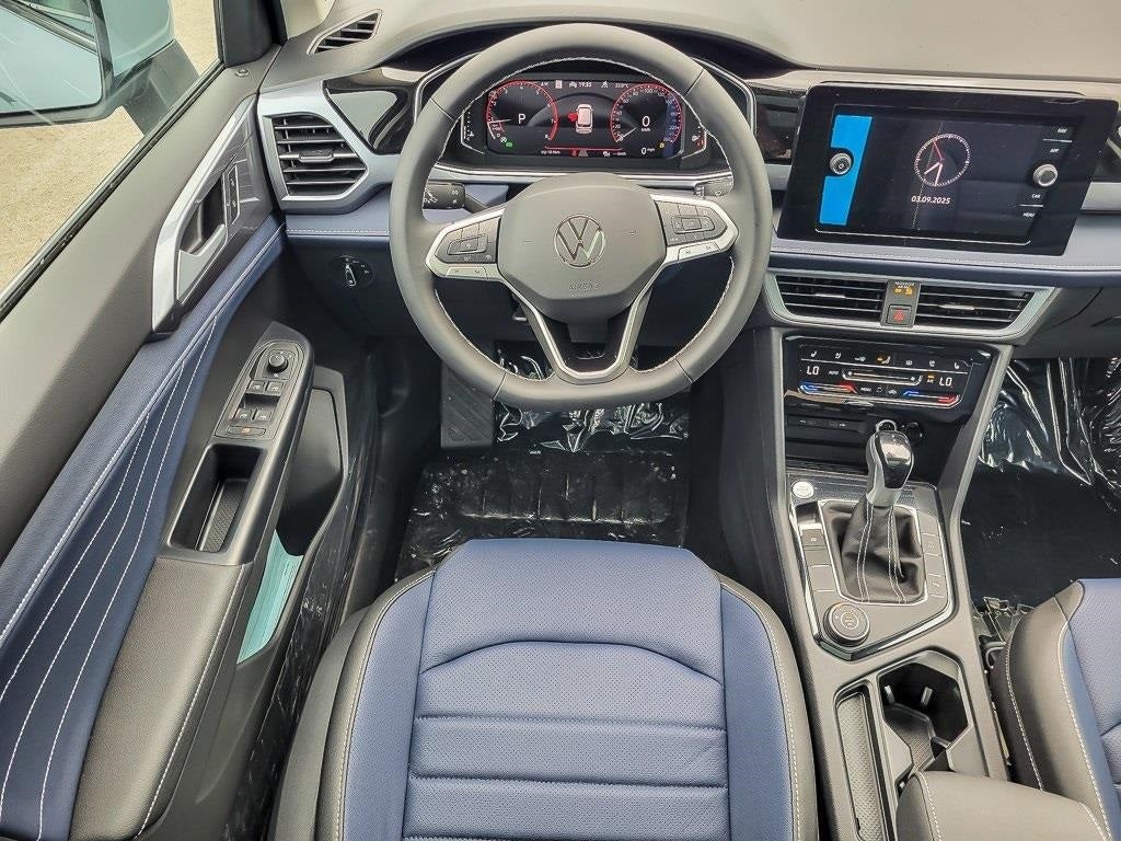 2025 Volkswagen Taos 1.5T SEL