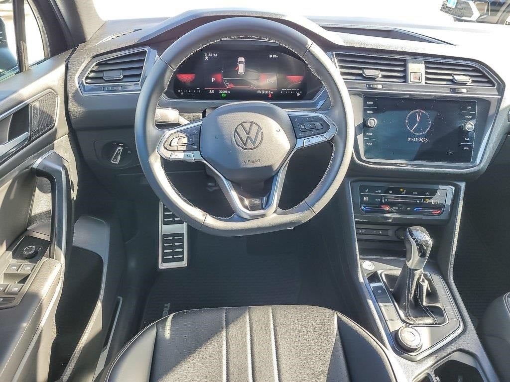 2023 Volkswagen Tiguan 2.0T SE R-Line Black
