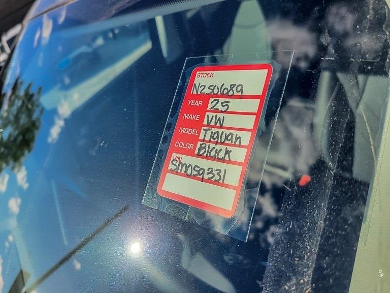 2025 Volkswagen Tiguan 2.0T SE