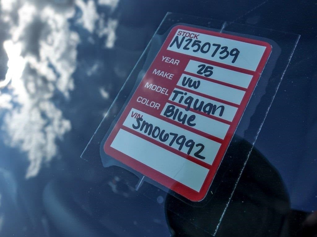 2025 Volkswagen Tiguan 2.0T SE