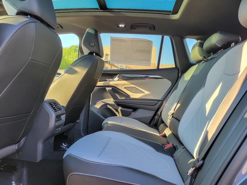 2025 Volkswagen Tiguan 2.0T SE R-Line Black