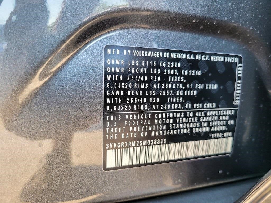 2025 Volkswagen Tiguan 2.0T SE R-Line Black