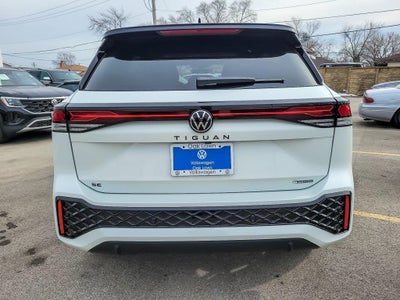 2026 Volkswagen Tiguan 2.0T SE R-Line Black