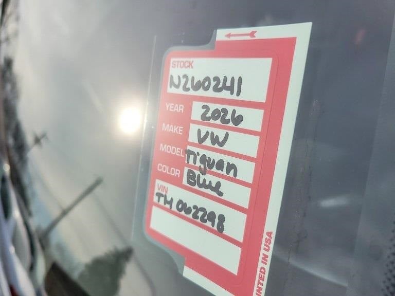 2026 Volkswagen Tiguan 2.0T SE R-Line Black