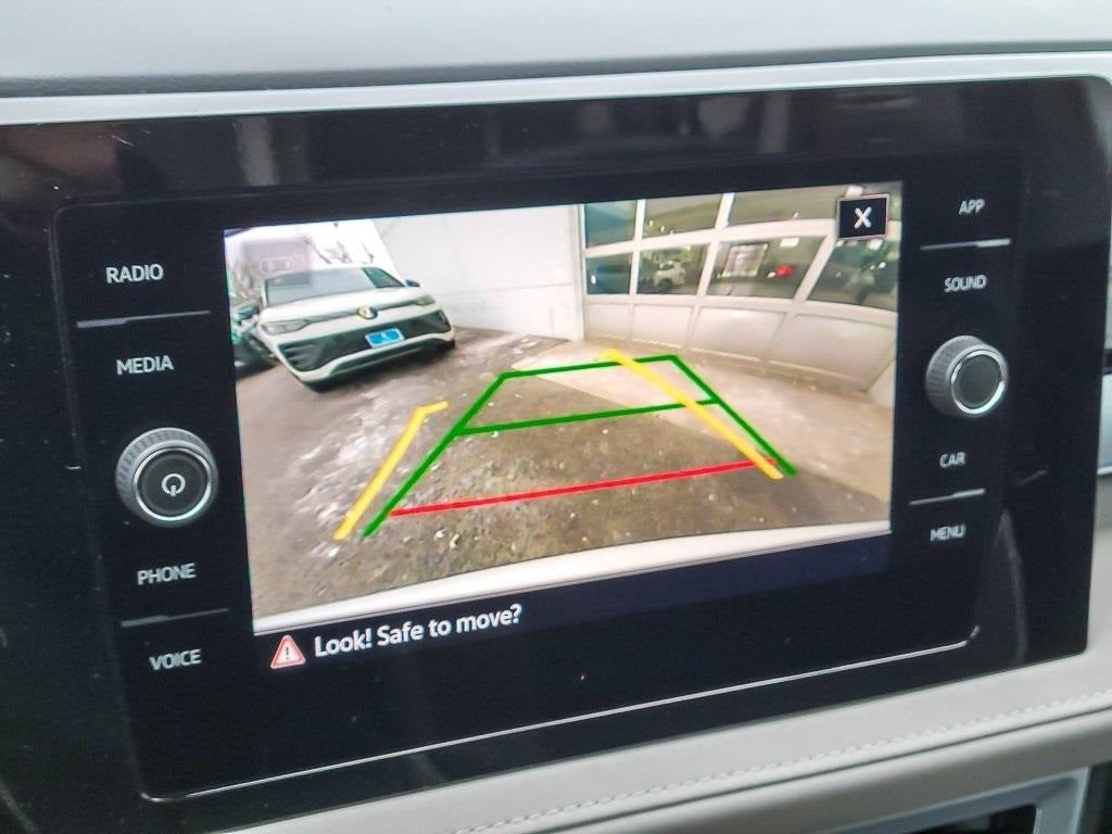 2025 Volkswagen Taos 1.5T SE