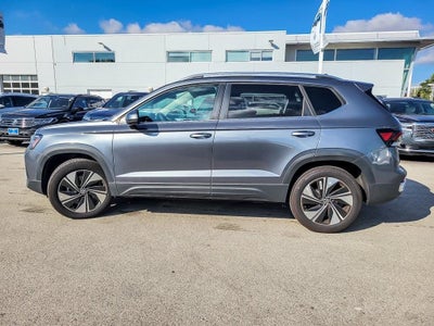 2025 Volkswagen Taos 1.5T SE