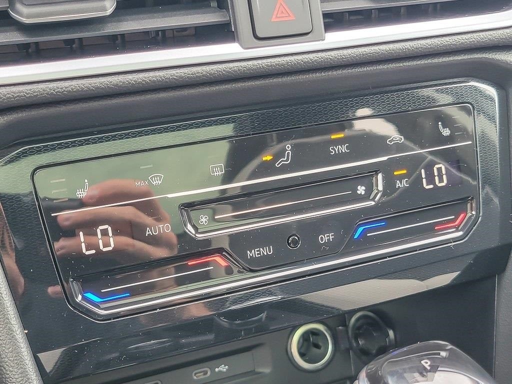 2025 Volkswagen Taos 1.5T SE