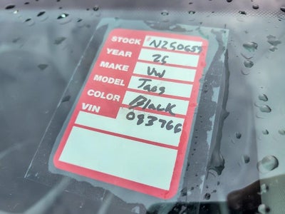 2025 Volkswagen Taos 1.5T SE