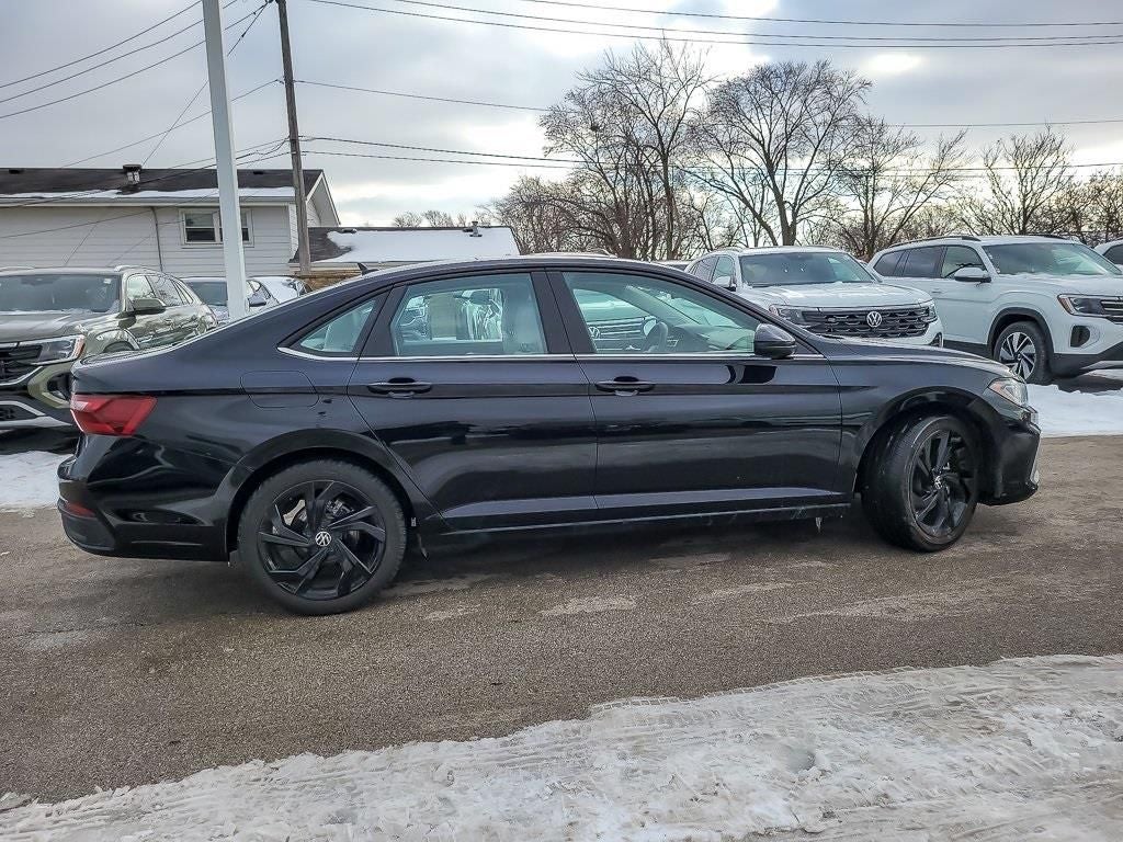 2025 Volkswagen Jetta 1.5T SE