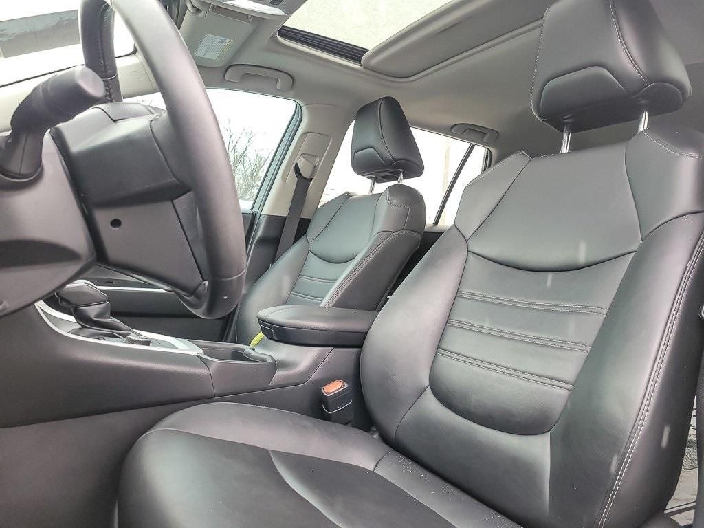 2021 Toyota RAV4 Hybrid XLE Premium