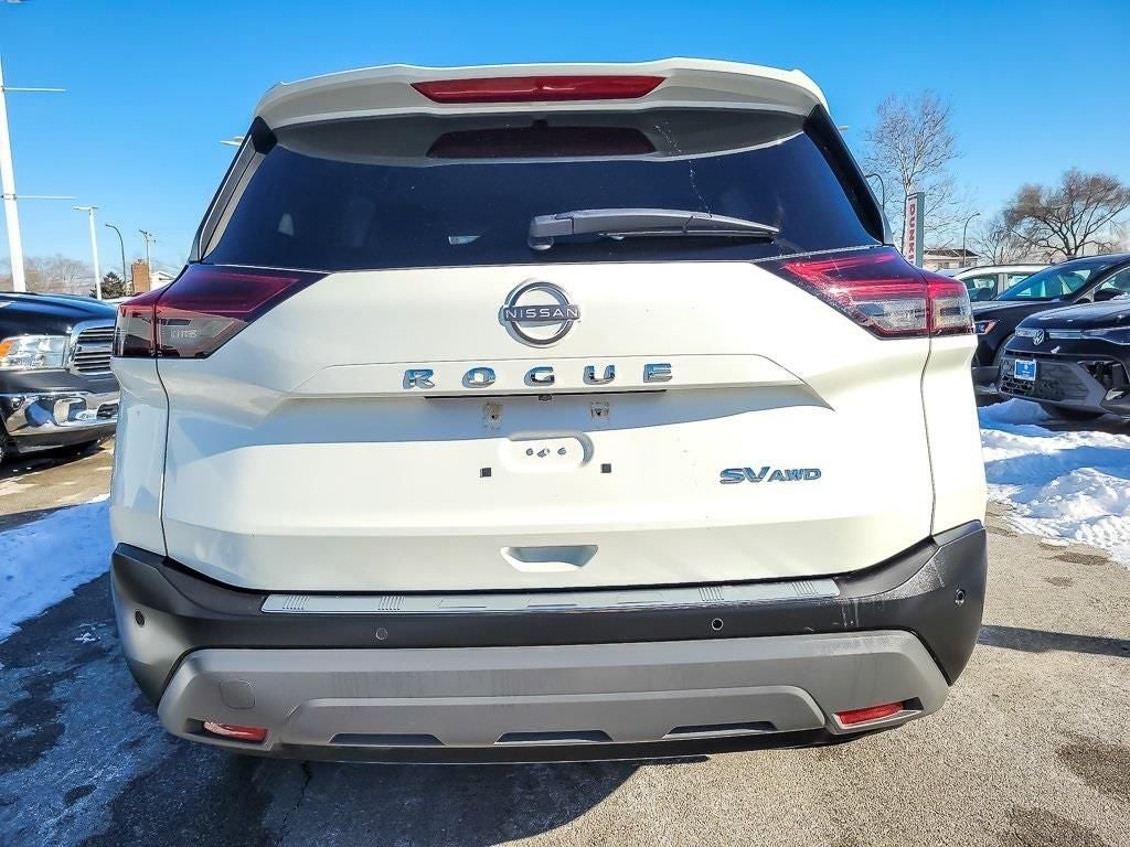 2022 Nissan Rogue SV