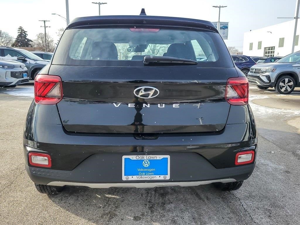 2022 Hyundai Venue SE
