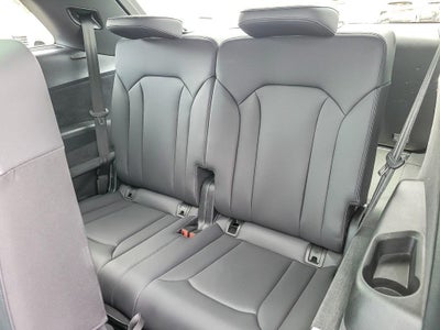 2025 Audi Q7 45 Premium quattro