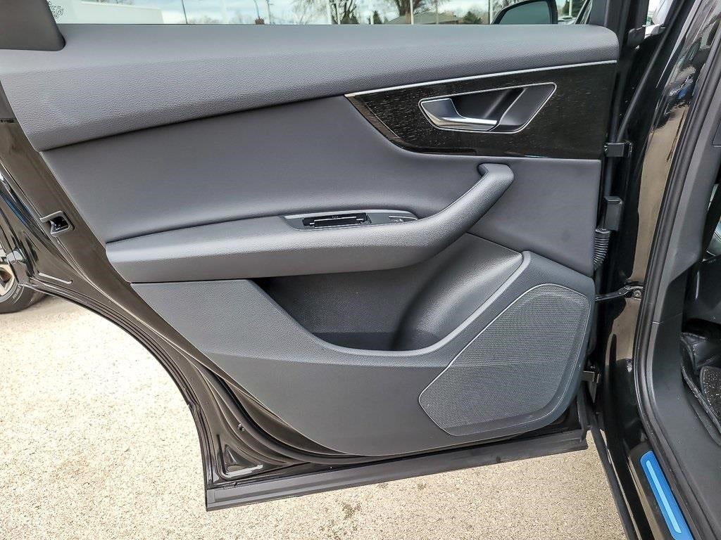 2025 Audi Q7 45 Premium quattro