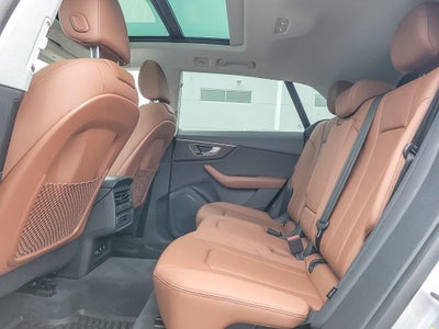 2022 Audi Q8 55 Premium quattro