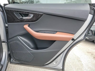 2022 Audi Q8 55 Premium quattro